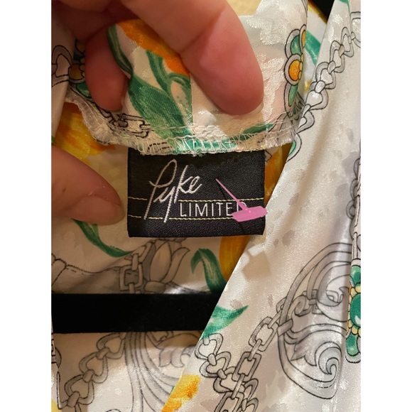 Pyke Limited floral vintage top - Picture 5 of 5